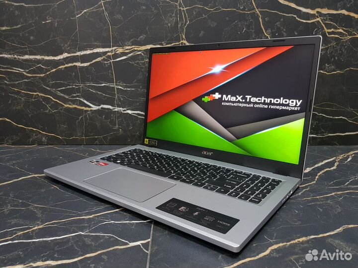 Игровой ноутбук Acer на Ryzen 5 7520U 8/256Gb 15