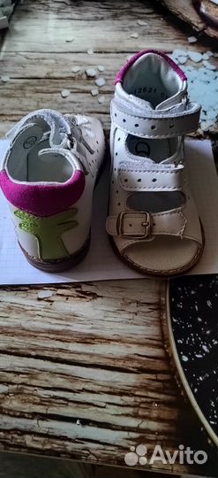 Босоножки для девочки