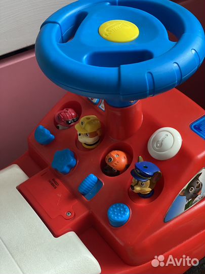 Машина каталка развивающая