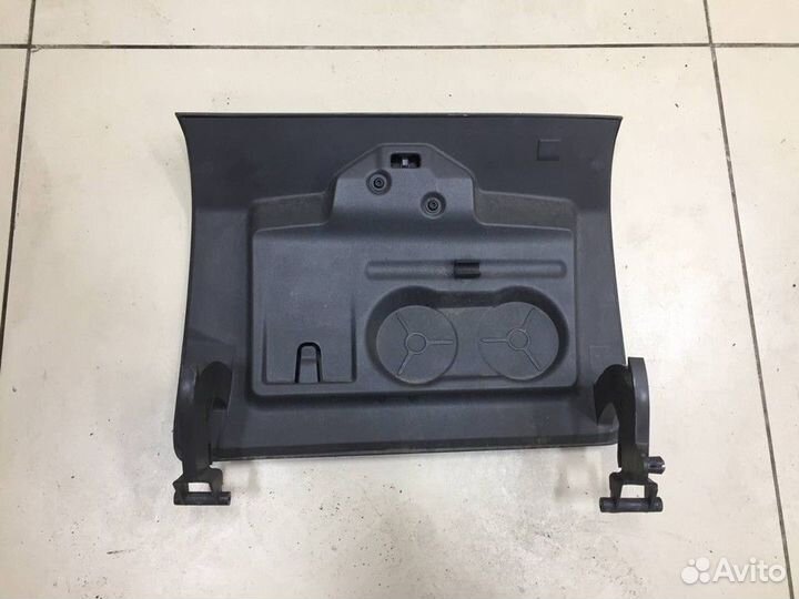 Крышка (дверца) бардачка Ford Focus