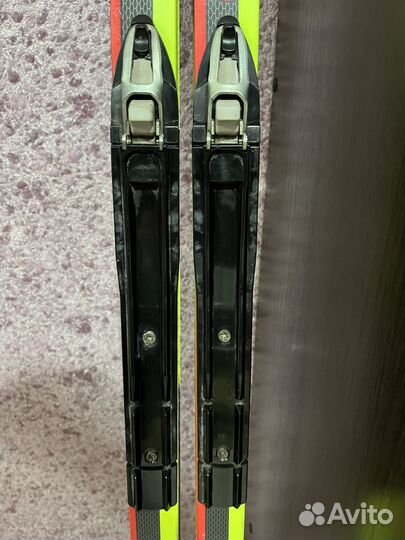 Беговые лыжи, палки, ботинки