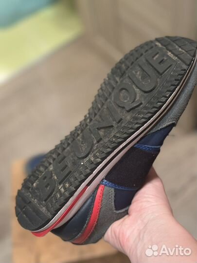 Кроссовки tendence