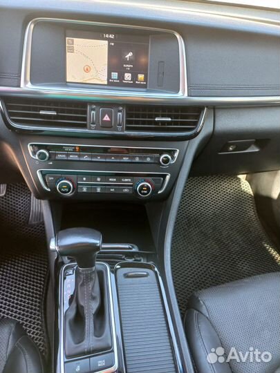 Kia Optima 2.0 AT, 2018, 100 000 км