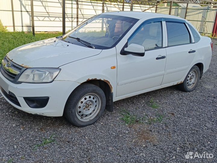 LADA Granta 1.6 МТ, 2013, 205 112 км