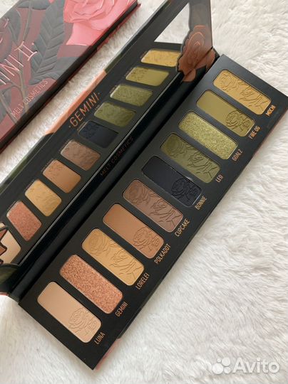 В наличии Melt cosmetics gemini палетка теней I/II