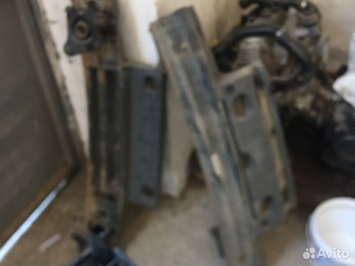 Задний отбойник(усилитель) mondeo3