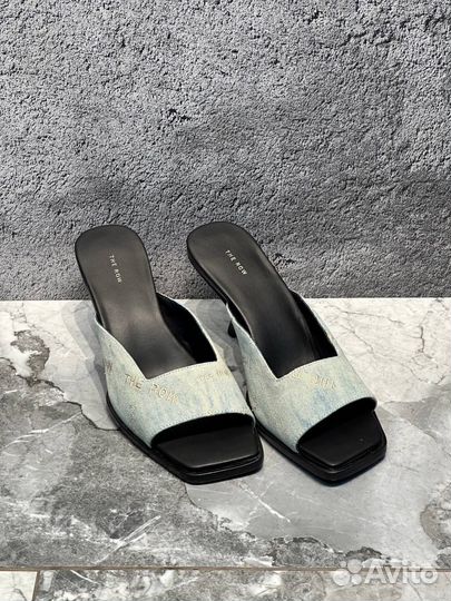 Босоножки the row