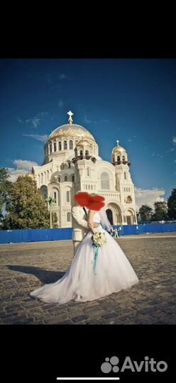Свадебные платья 42 44 размера бу
