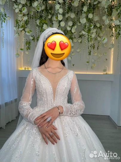 Свадебное платье