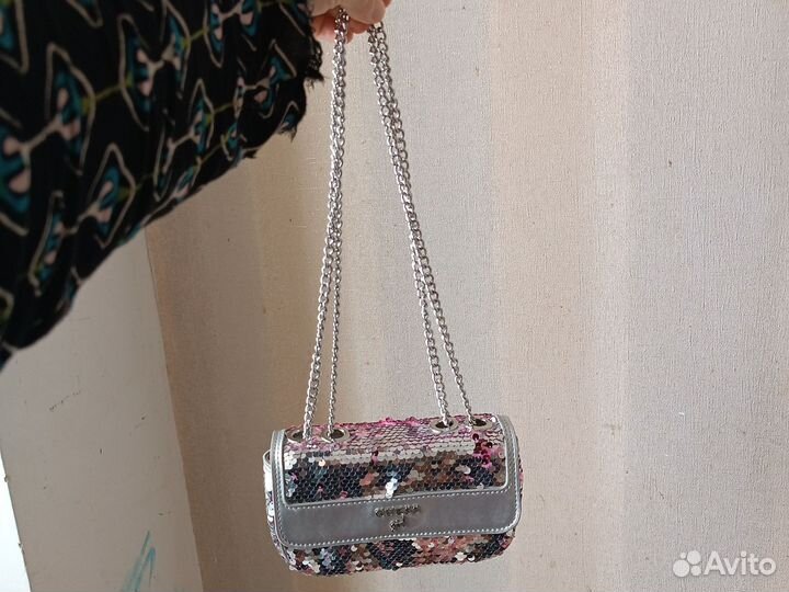 Сумка для девочки оригинал guess
