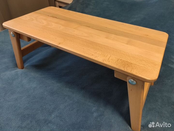 Столик для ноутбука