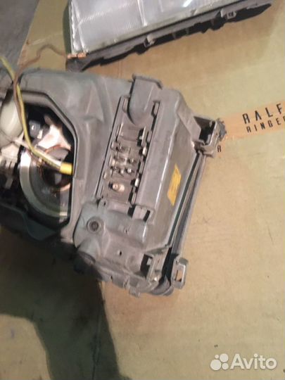 Корпус фары Передний левый Mercedes W140