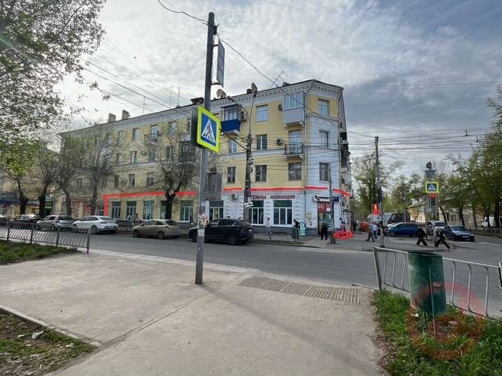 Сдам торговое помещение, 345 м²