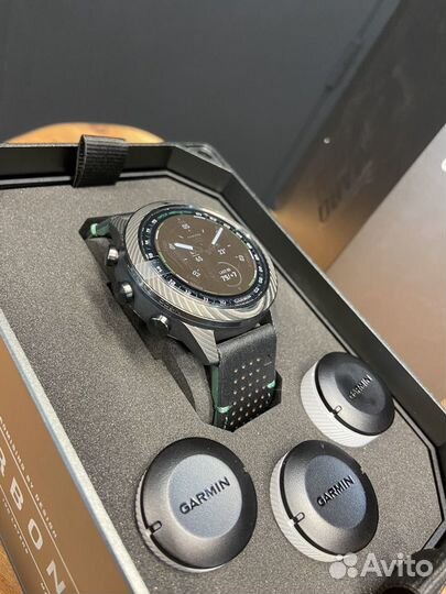 Часы Garmin Marq Golfer gen 2 carbon edition