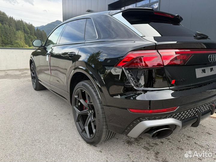 Audi RS Q8 4.0 AT, 2024
