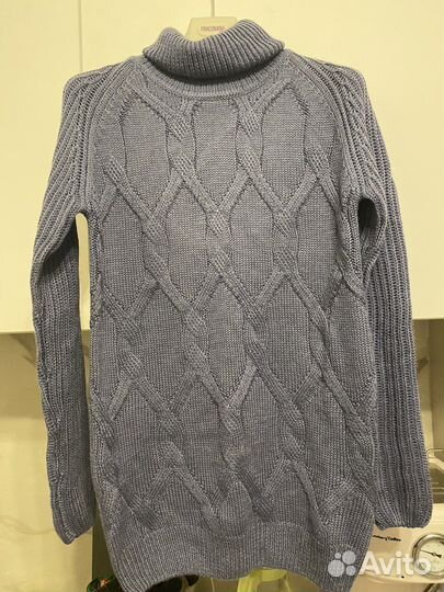 Свитер для девочки 146 новый, pulka Италия