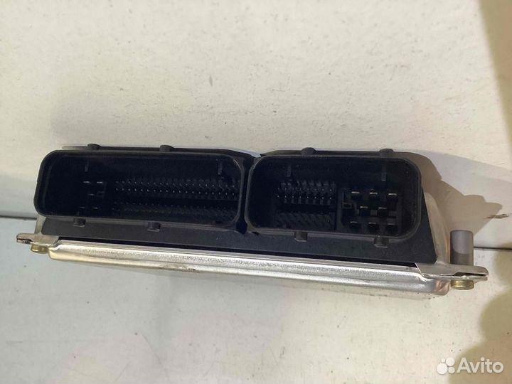 Блок управления двигателем Audi A6/RS6/S6