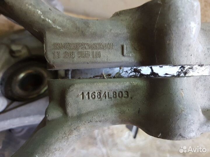 Поворотный кулак передний левый Opel Astra J GTC