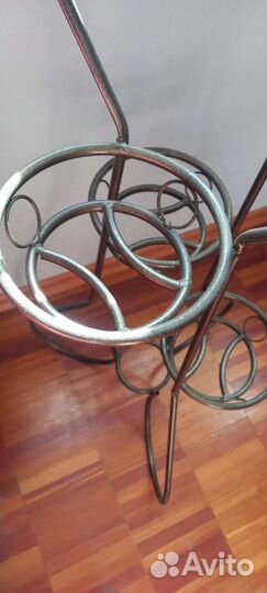 Подставка для цветов напольная металлическая