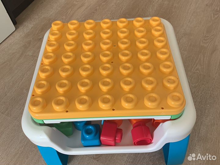 Развивающий столик chicco