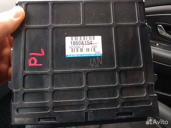 Блок управления Митсубиши Аутлендер