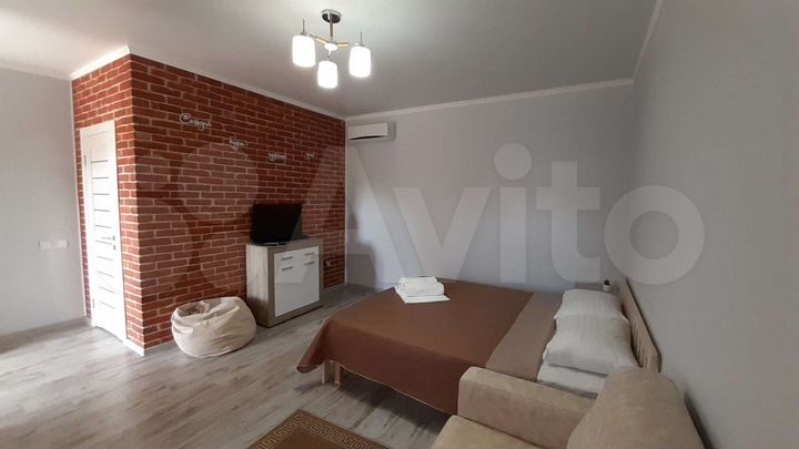 Комната 25 м² в 4-к., 1/1 эт.