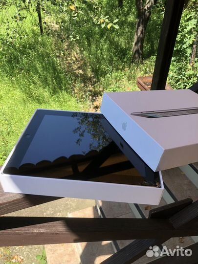 Планшет apple iPad 2 wifi 16GB