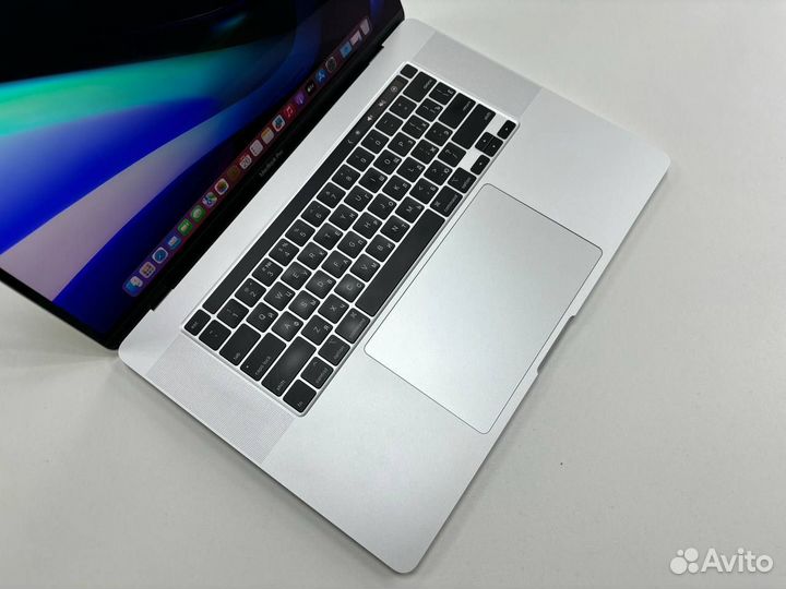 MacBook Pro 16 (2019), 512 ГБ, Core i9, 2.4 ГГц, RAM 16 ГБ, Radeon Pro 5300M 4 ГБ