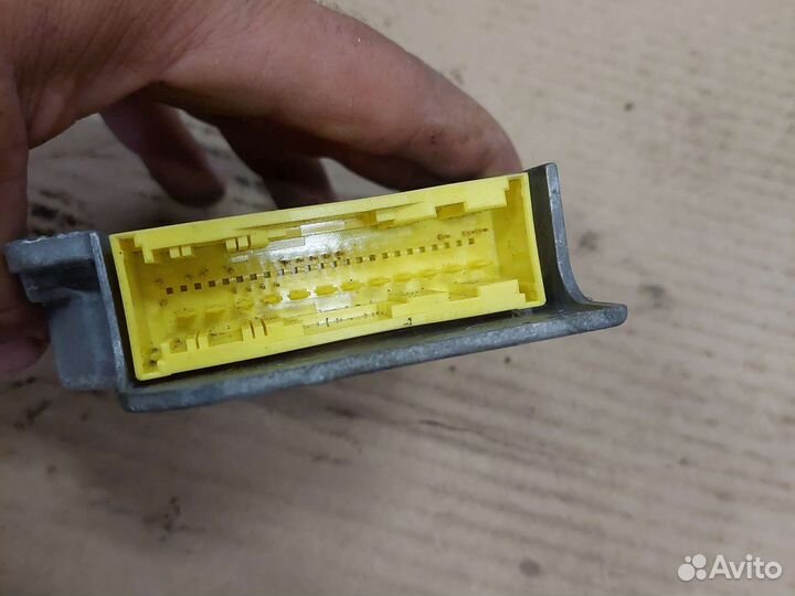 Блок управления AIR BAG Volkswagen Golf IV/Bora 1