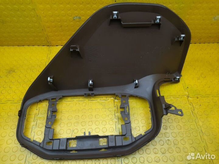 Декоративная накладка на торпедо LADA Xray 21129