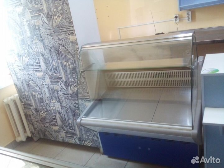 Торговое оборудование и прилавки для общепита