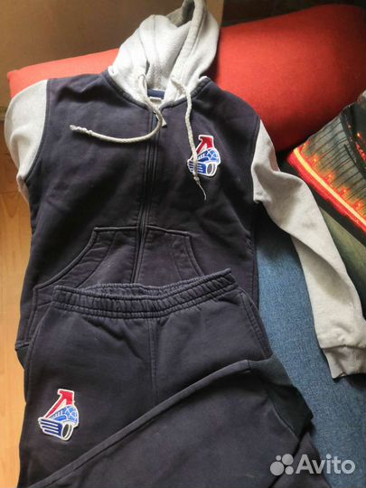 Спортивный костюм для мальчика 134 140