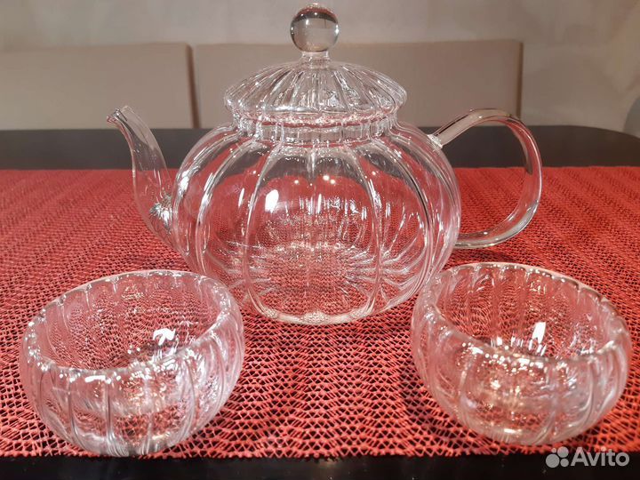 Чайник заварочный 800 мл+ 2 чашечки с двойн.стенк