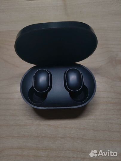 Беспроводные наушники Airdots