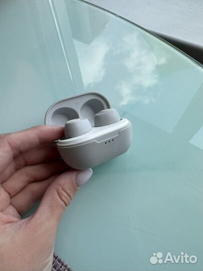 Беспроводные наушники jbl