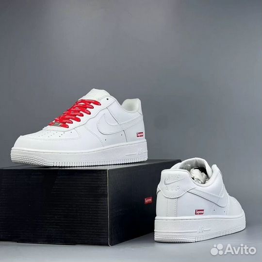 Nike Air Force 1 Low Supreme White