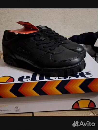 Кроссовки Ellesse, размер 40 новые