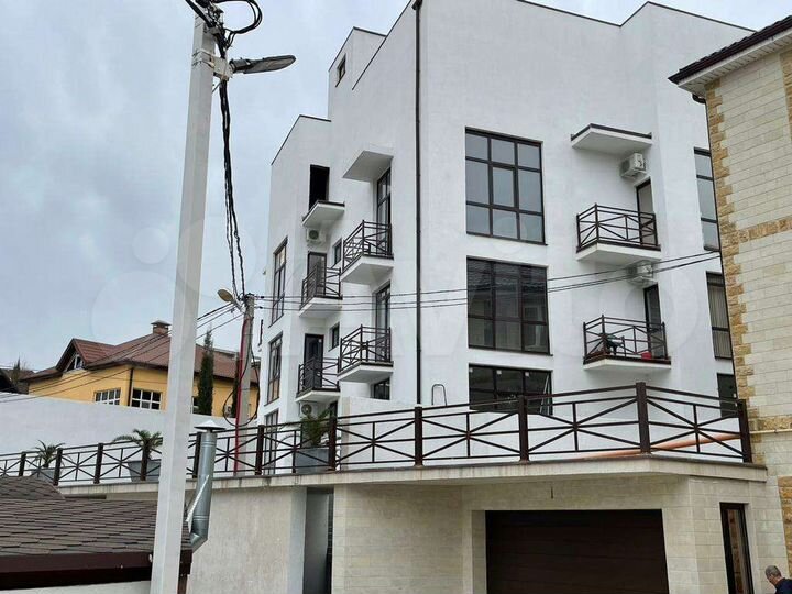 Комната 21,9 м² в 1-к., 2/4 эт.