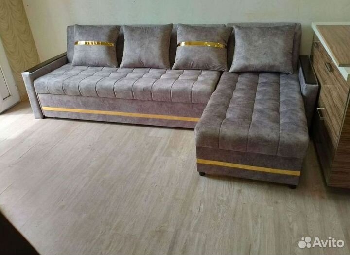 Угловые диваны в наличии не б/у