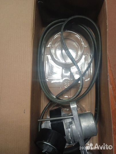 Приводной ремень В комплекте gates