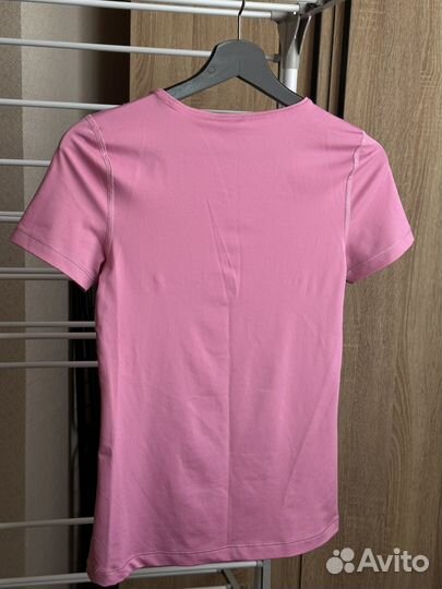Футболка Nike, размер XS