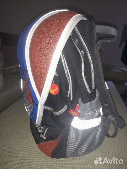 Школьный рюкзак