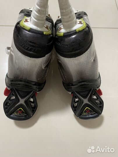 Хоккейные коньки bauer vapor hyperlite 9.5