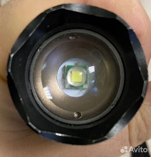 LED фонарик Newboler xml t6