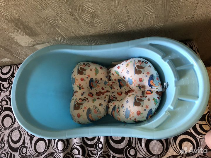 Ванночка с подушкой