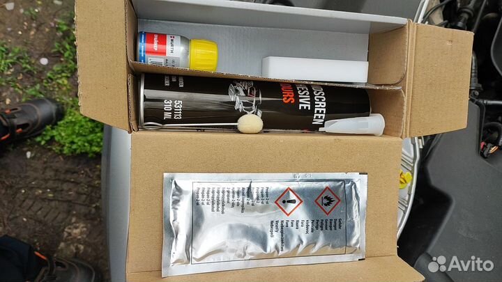 Комплект для вклейки лобовых стекол, клей