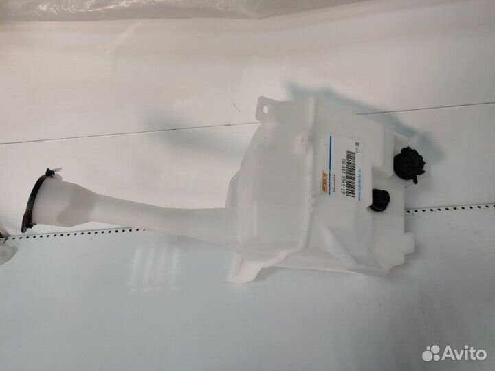 Бачок омывателя Toyota Camry XV40