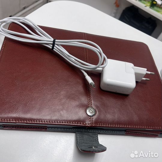 Apple MacBook air 13 2020 m1 8gb 256