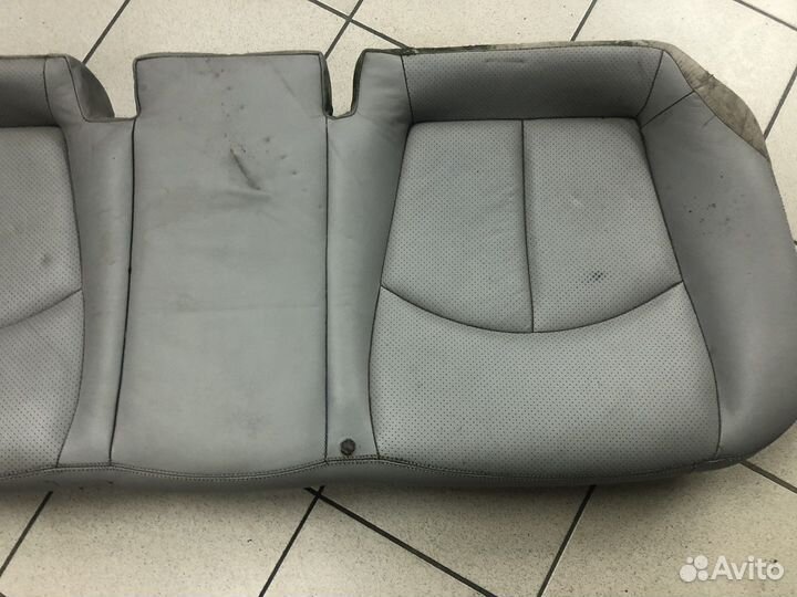 Задний ряд сидений Mercedes Benz W211