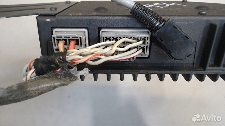 Усилитель звука Volvo S80, 2002